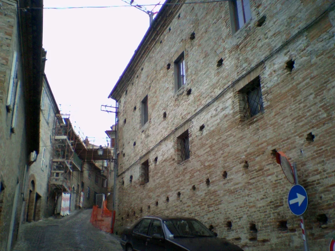 Immagine per Laboratorio in vendita a Montegiorgio via Degli Orti 1