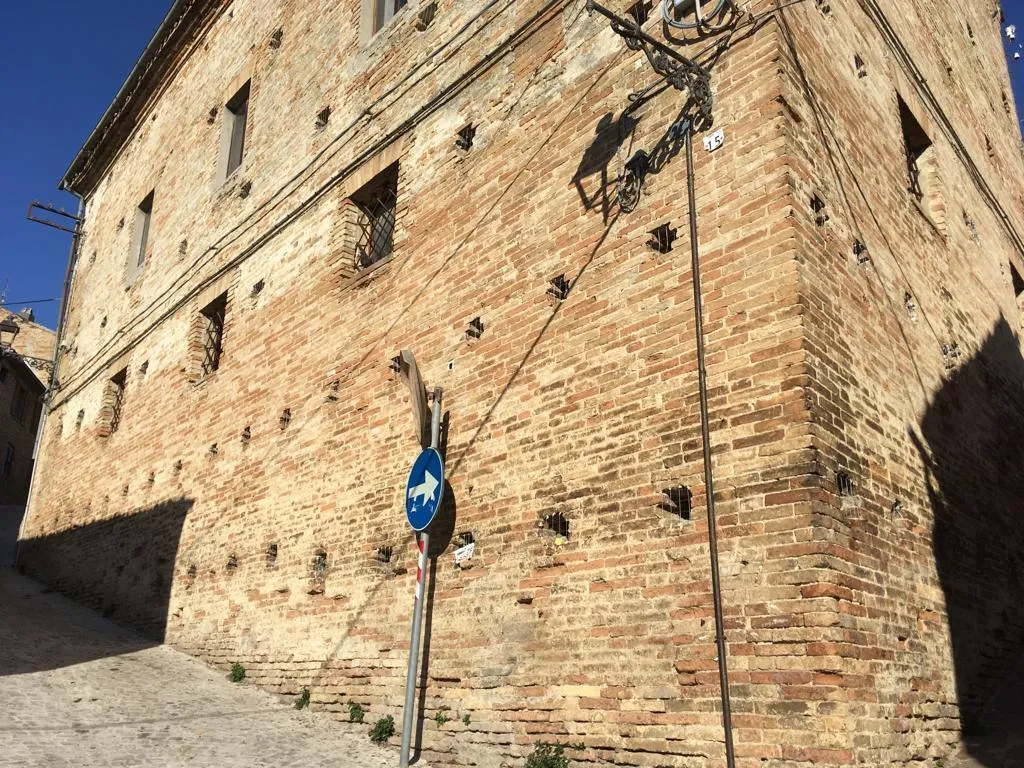 Immagine per Laboratorio in vendita a Montegiorgio via Degli Orti 1