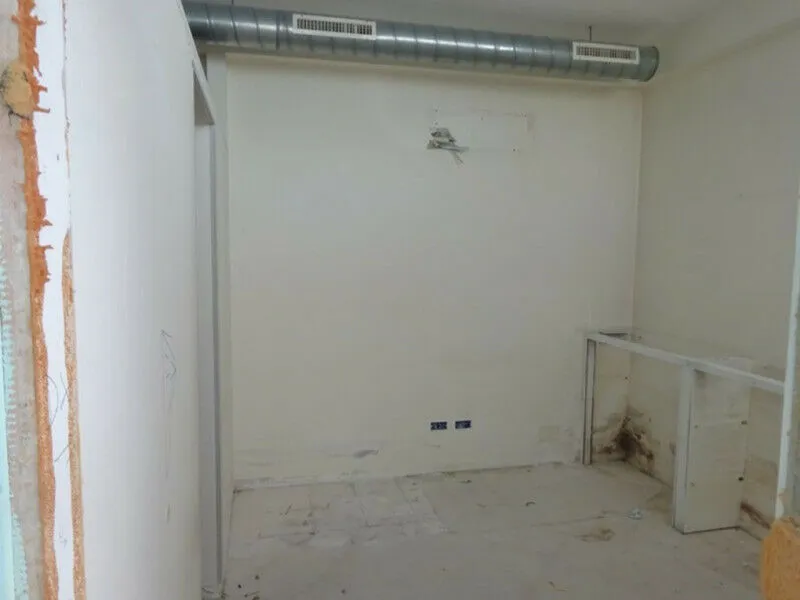 Immagine per Locale commerciale in vendita a Potenza Picena via Lombardia