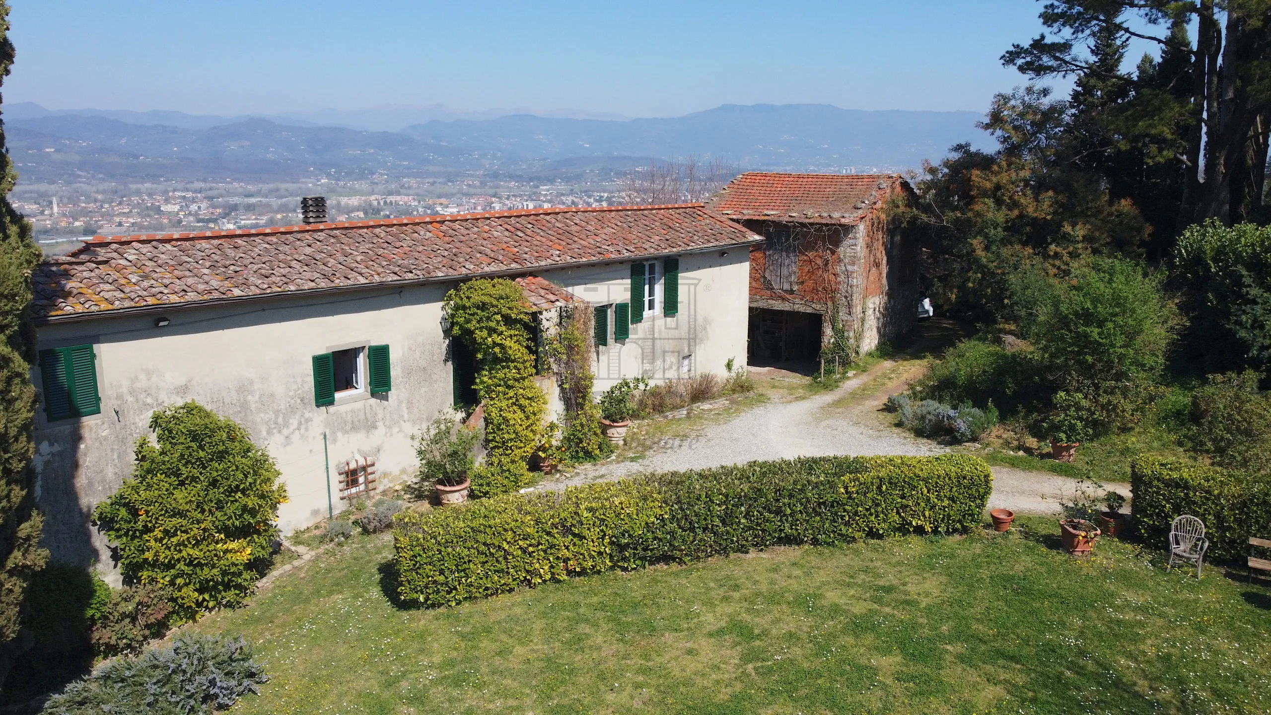 Immagine per Casale in vendita a Lucca via Del Borgo 55
