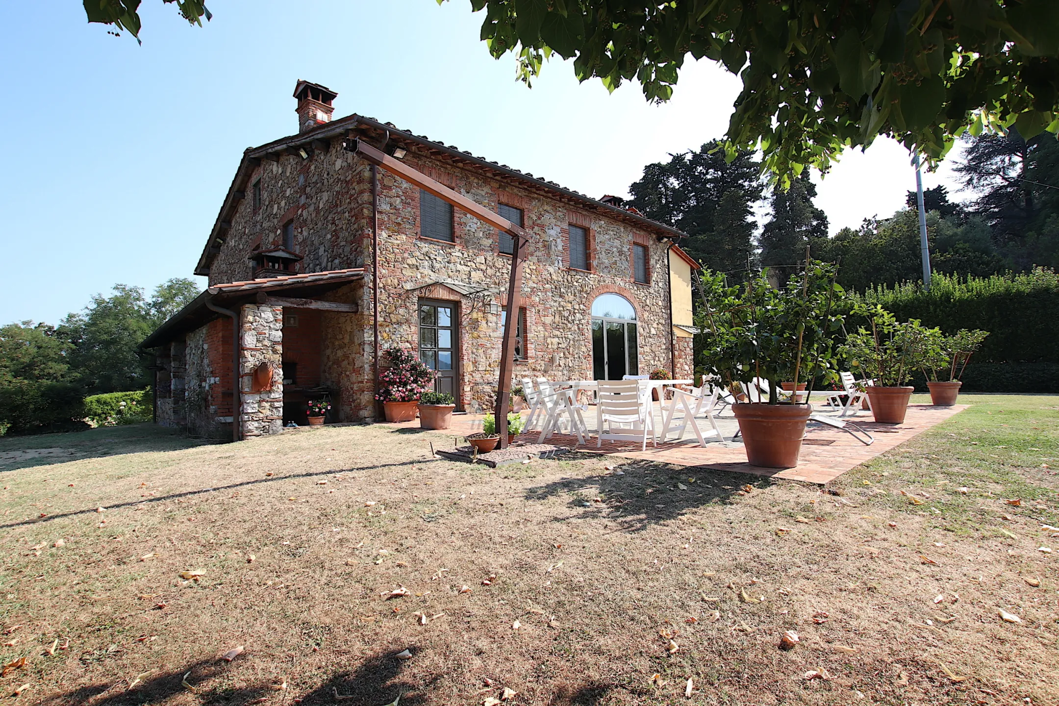Immagine per Casale in vendita a Lucca via Della Chiesa Xxiv