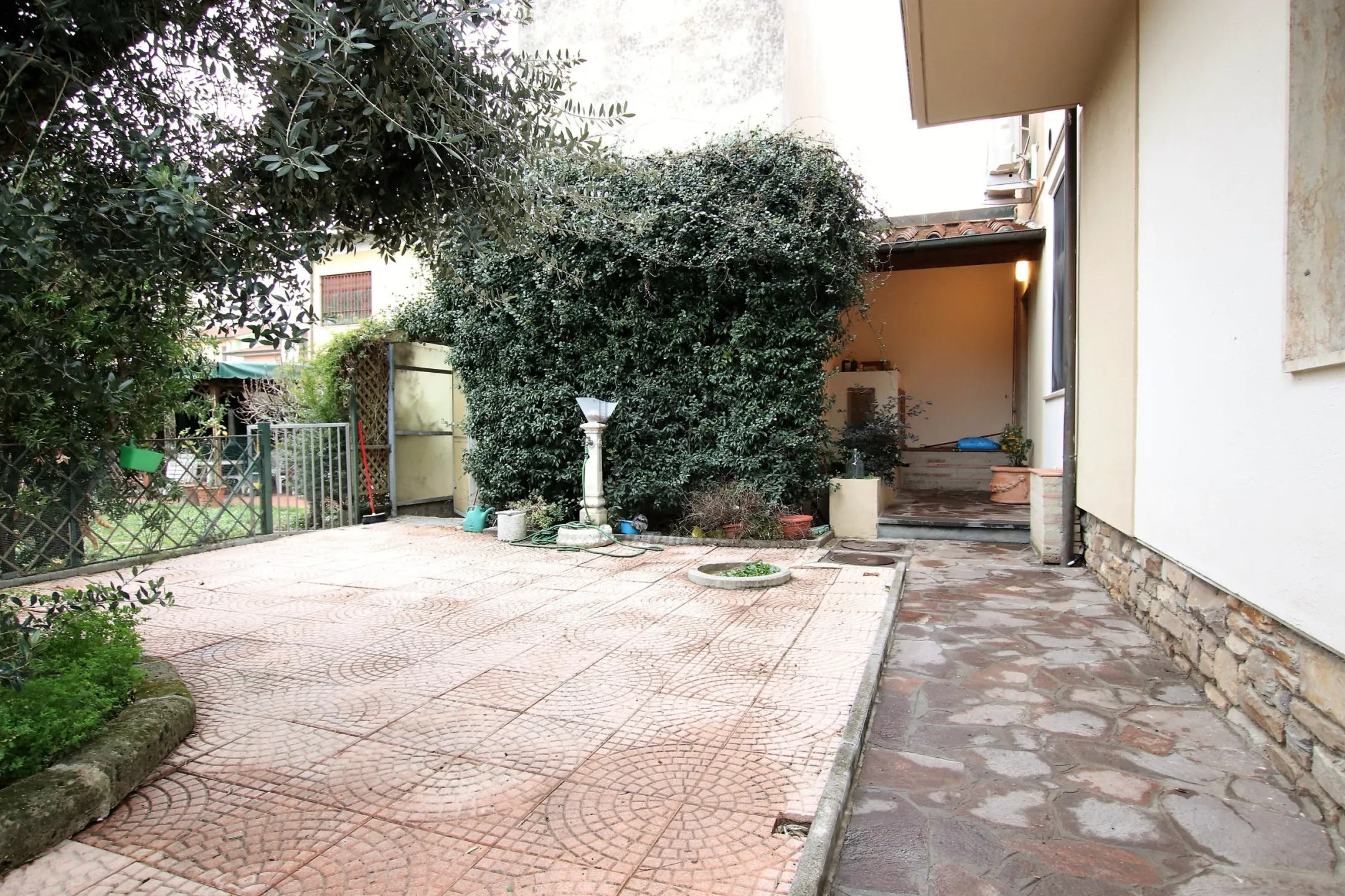 Immagine per Villa bifamiliare in vendita a Lucca via Romana 1247