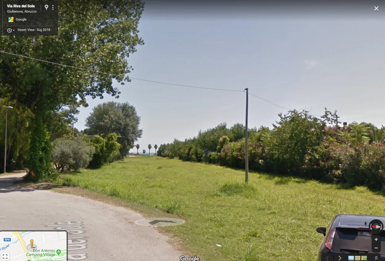 Immagine per Terreno edificabile in vendita a Giulianova via Riva Del Sole 642