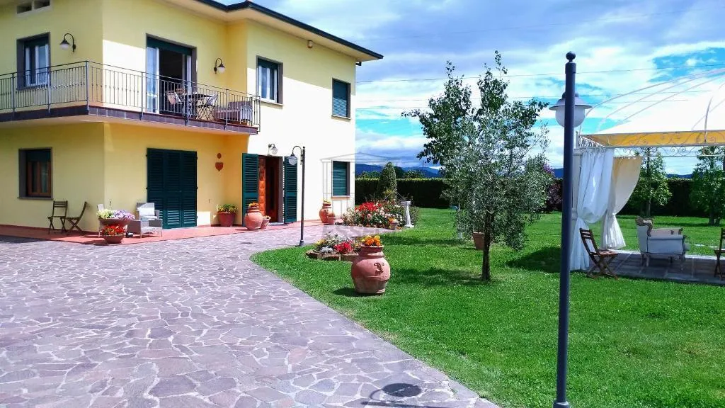 Immagine per Villa in vendita a Montecarlo via Don Minzoni