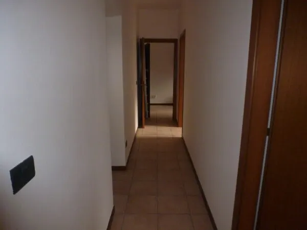 Monolocale 34B, Jesi