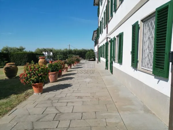 Villa via Dei Pieroni, Capannori