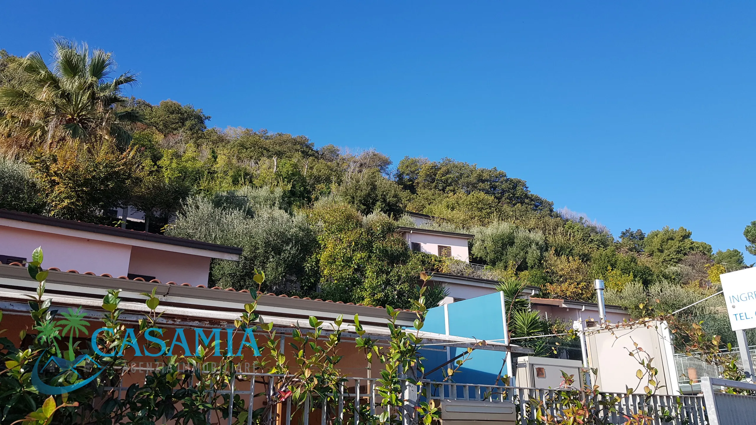 Immagine per Villaggio Turistico in vendita a Cupra Marittima via Adriatica Sud 44