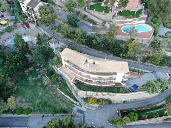 Porzione Di Casa via Collasgarba 44, Ventimiglia