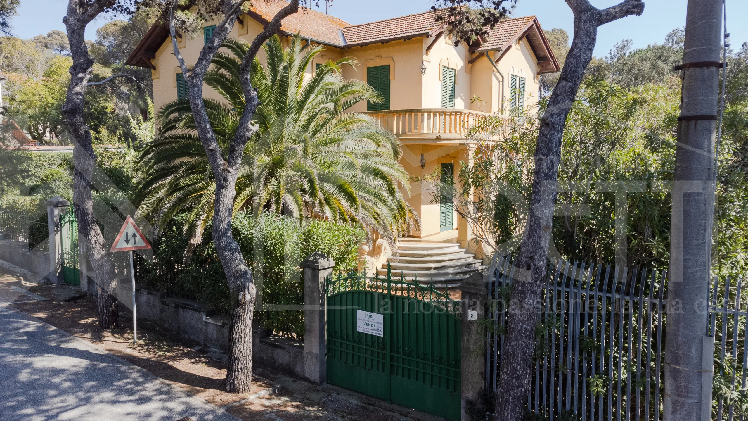Immagine per Villa trifamiliare in vendita a Livorno via Tina Di Lorenzo