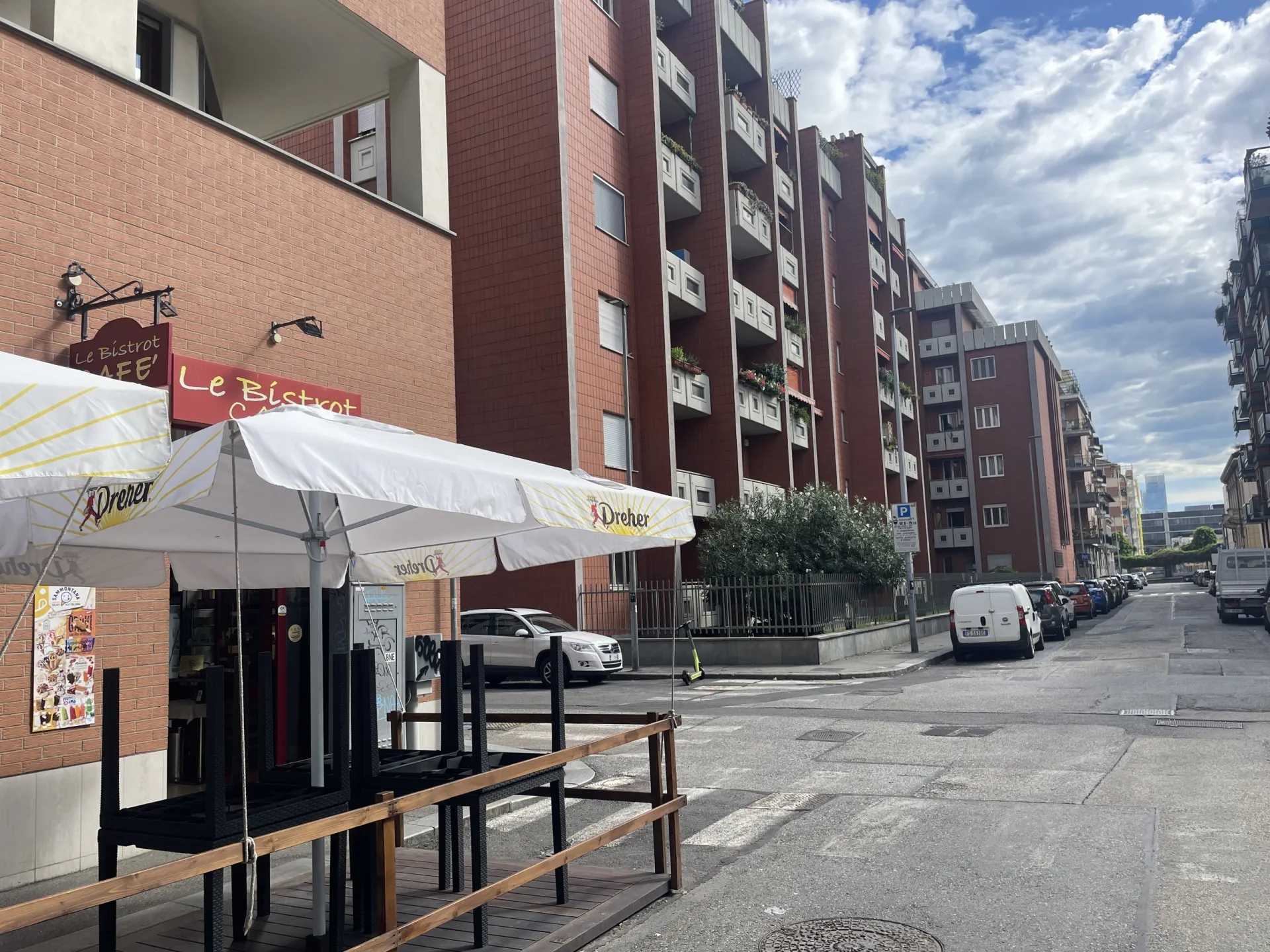 Immagine per Locale commerciale in vendita a Torino via Cellini 7C