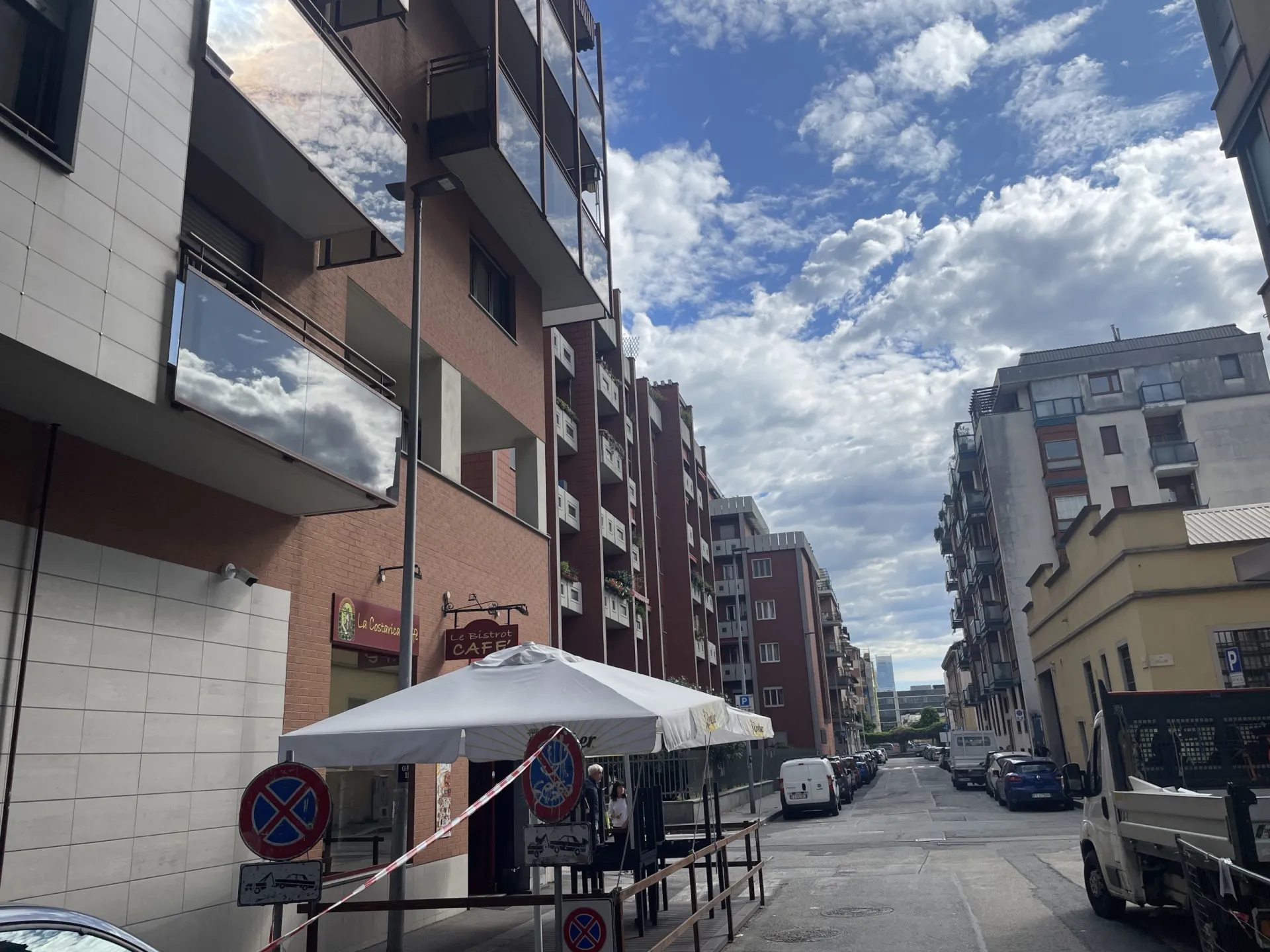 Immagine per Locale commerciale in vendita a Torino via Cellini 7C