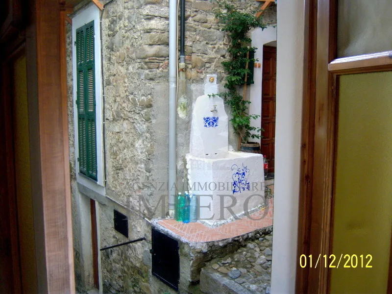 Immagine per Bilocale in vendita a Dolceacqua via Doria