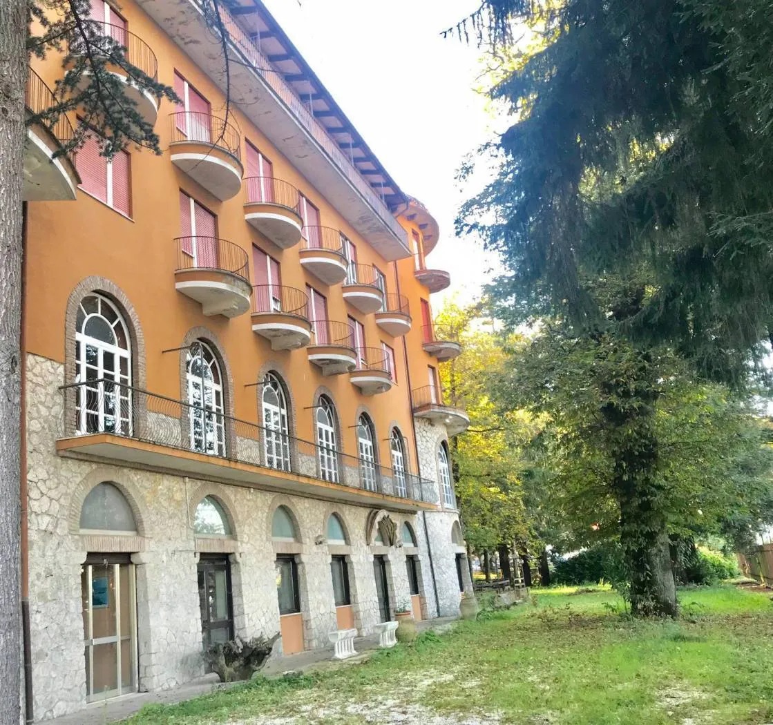 Immagine per Palazzo - Stabile in vendita a San Vito Romano viale Piave 82