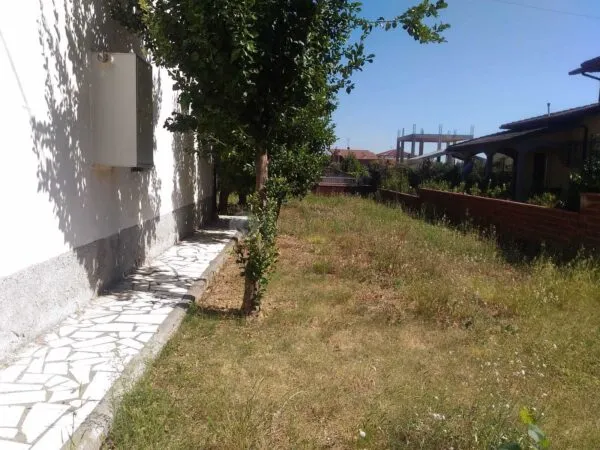 Villa via Monte Dei Frati 15, Luni