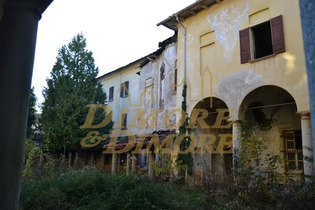 Immagine per Casale in vendita a Miasino via Umberto