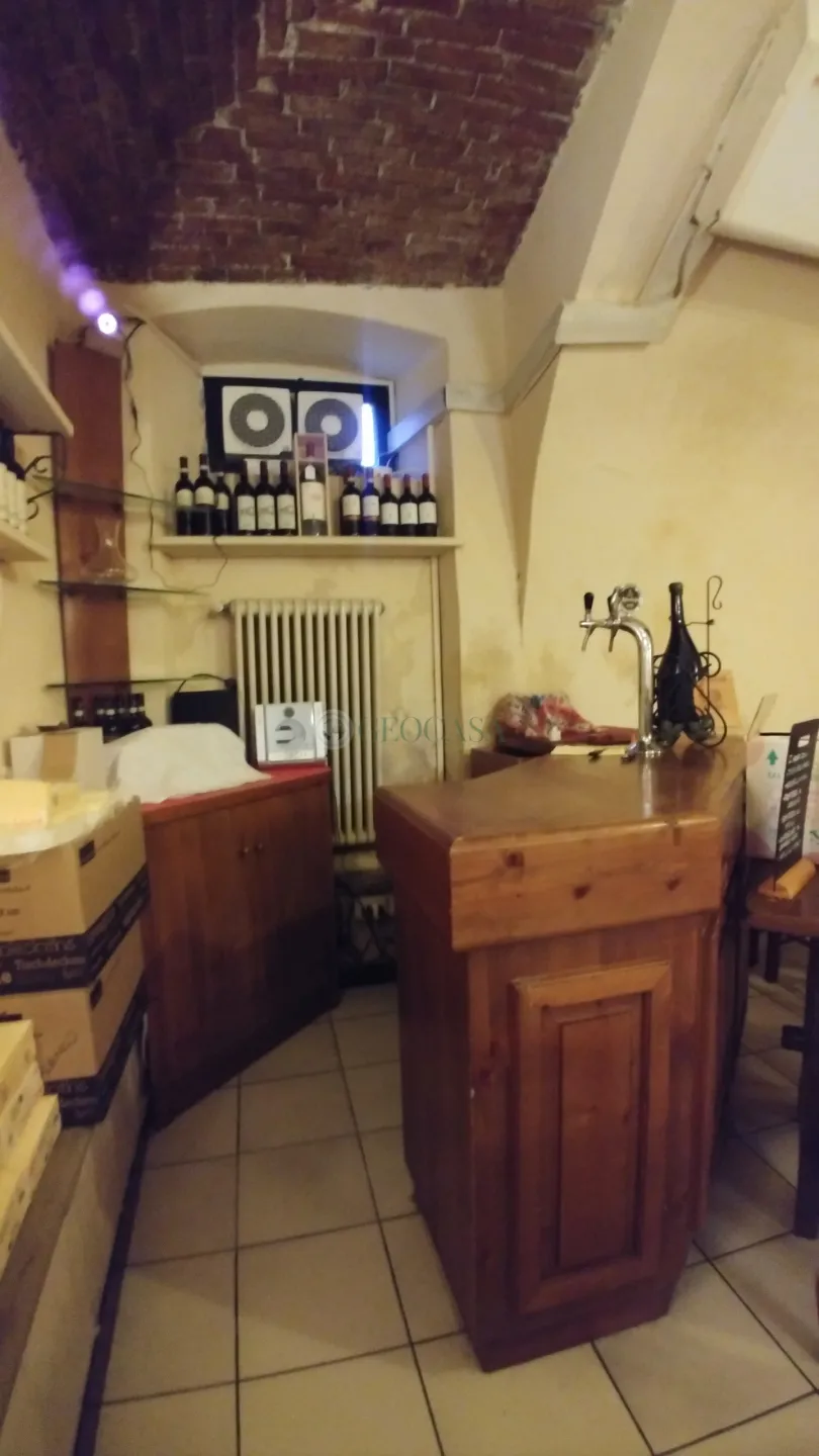 Immagine per Locale commerciale in vendita a Sarzana via Del Carmine 7