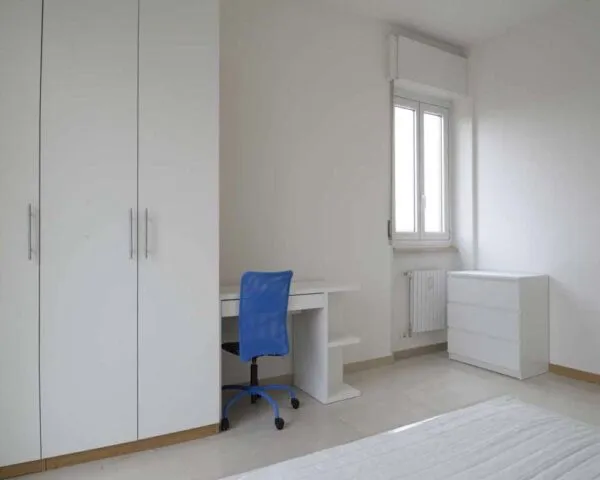 Stanza Milano