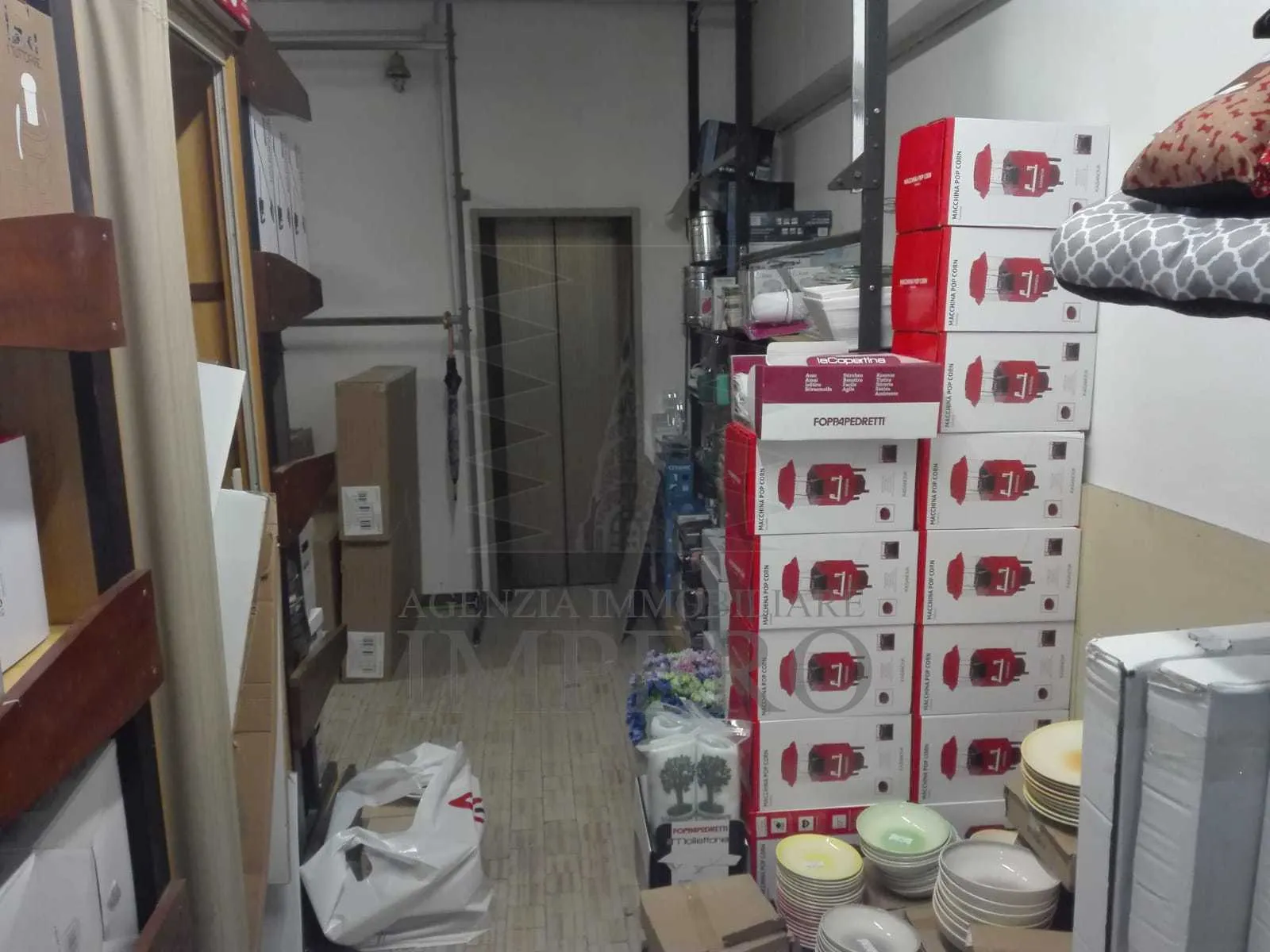 Immagine per Garage in vendita a Ventimiglia via Sir Thomas Hanbury 19