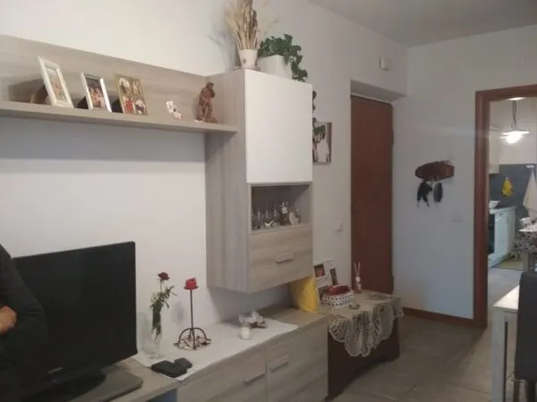 Monolocale via Foscolo 13, Trecastelli