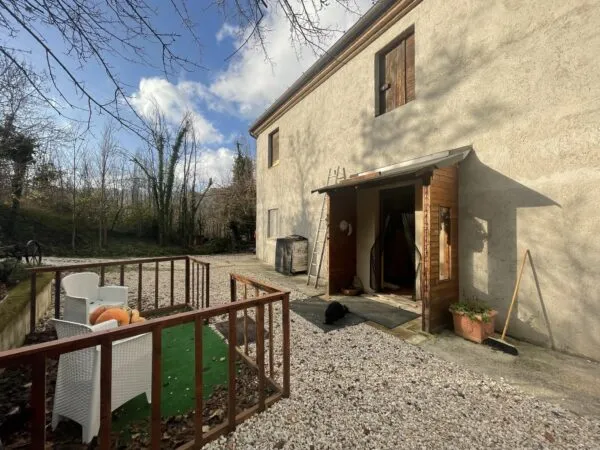 Villa Trifamiliare via Palazzi 8, Cupramontana