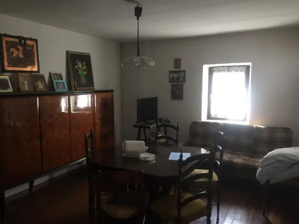 Casa Semindipendente via Enrico Compagno, Rueglio