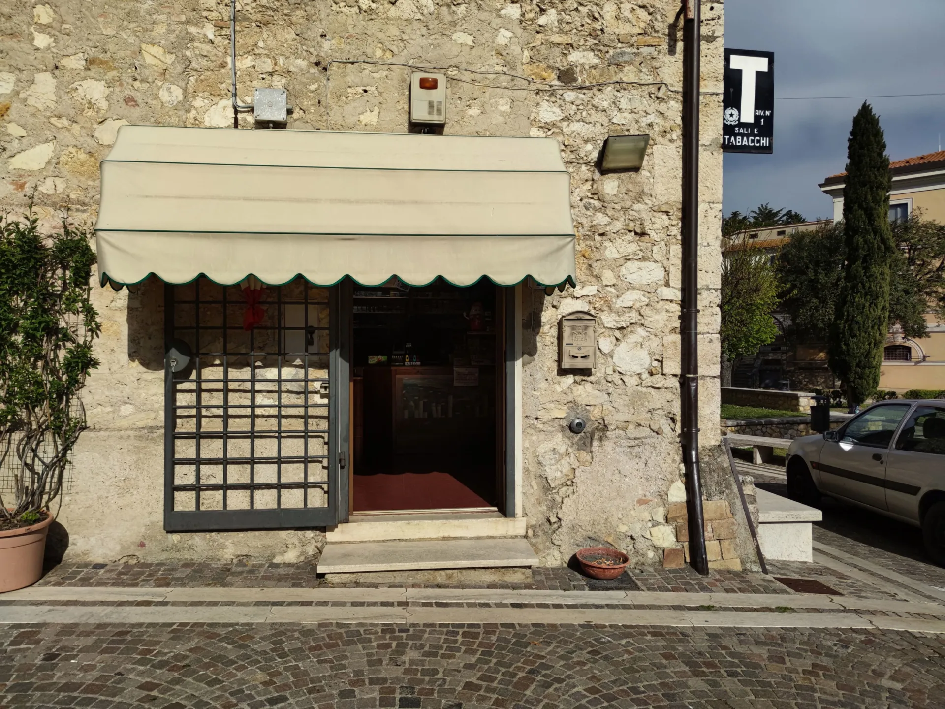 Immagine per Tabaccheria in vendita a Montecchio via Battisti
