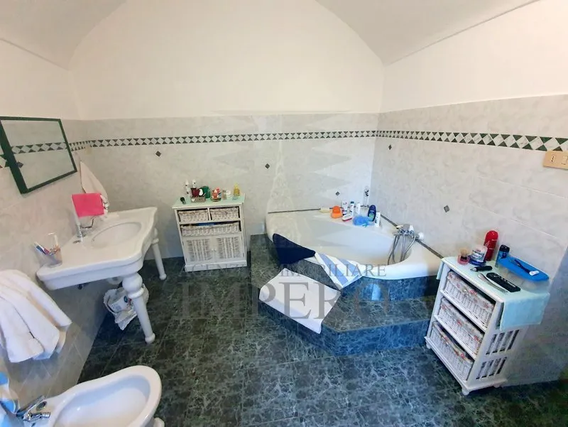 Immagine per Bilocale in vendita a Ventimiglia via Vico Sotto Rocchetta 8