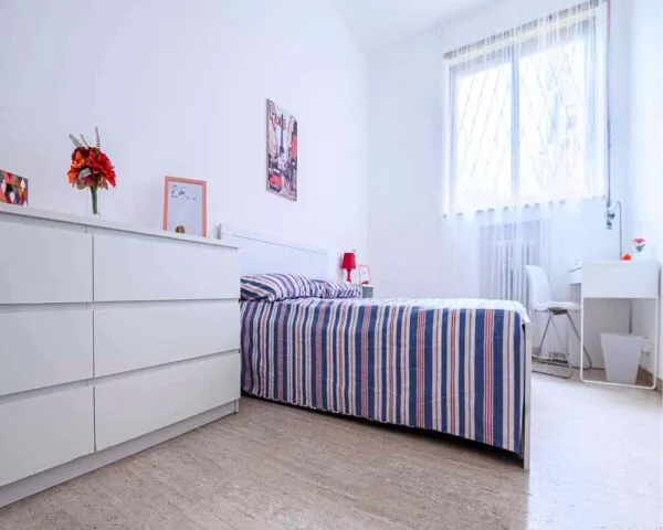 Stanza Milano