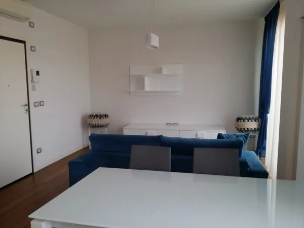 Trilocale viale Giovanni Falcone 48a, Parma