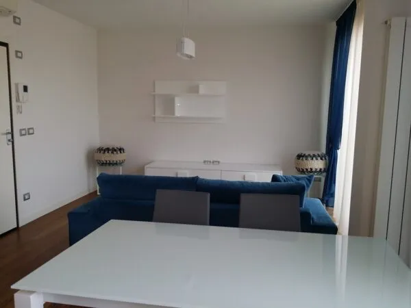 Trilocale viale Giovanni Falcone 48a, Parma
