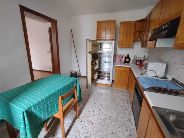 Villa Trifamiliare via San Marcello, Jesi
