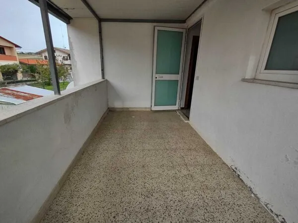 Villa Trifamiliare via San Marcello, Jesi