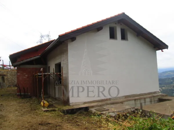 Villa Trifamiliare via San Martino Snc, Soldano