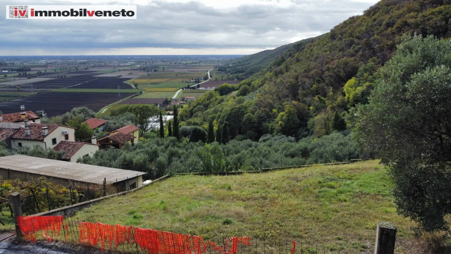 Immagine per Terreno Edificabile in vendita a Val Liona VIA ROMA