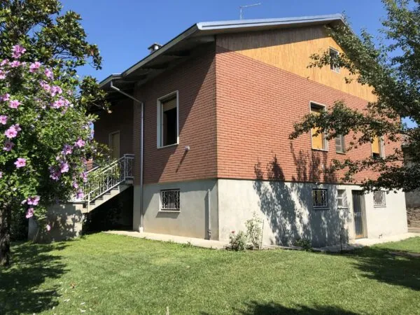 Villa strada Altocò 13, Roccabianca