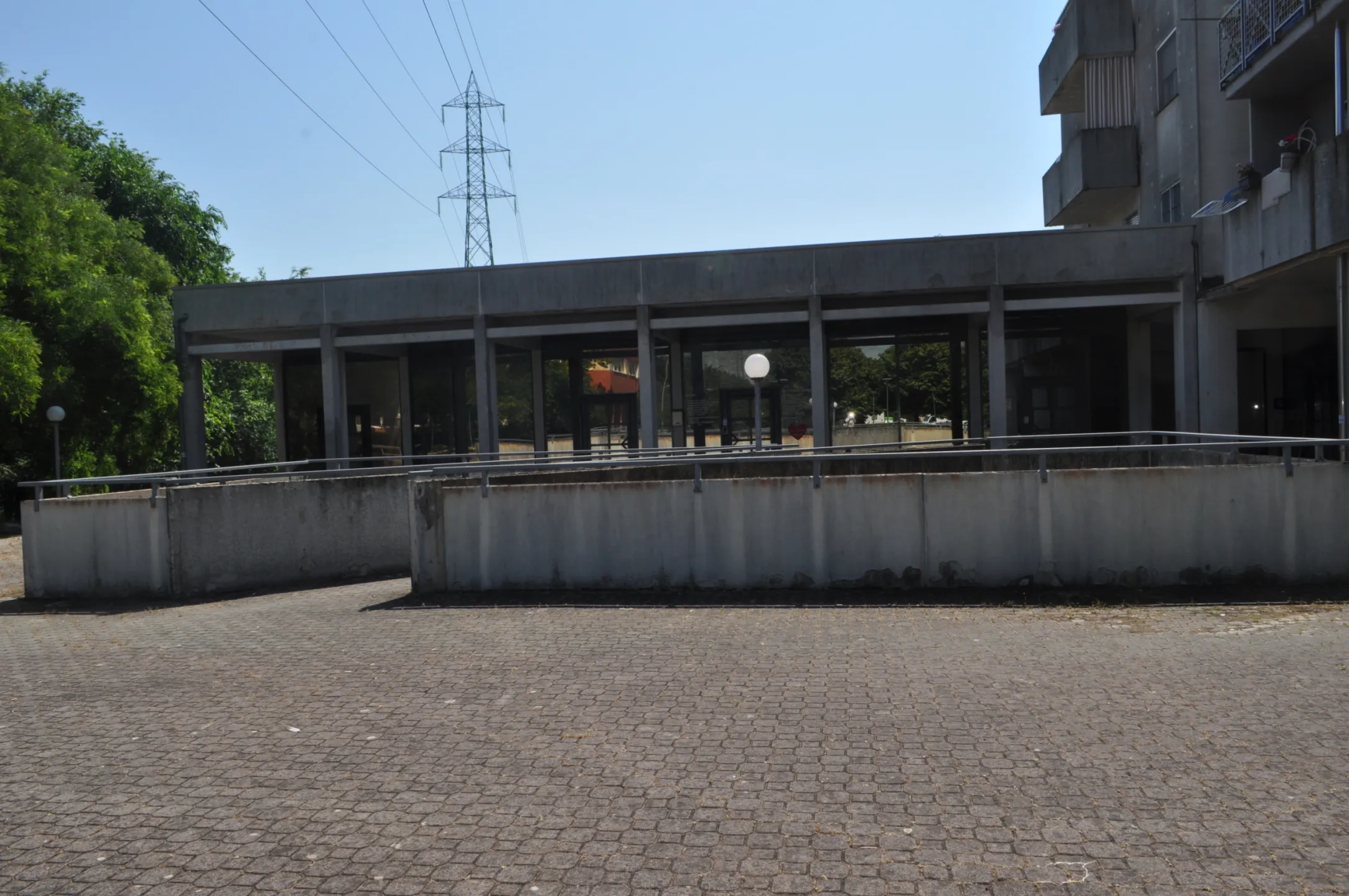 Immagine per Locale commerciale in vendita a Parma piazza Caduti Di Superga