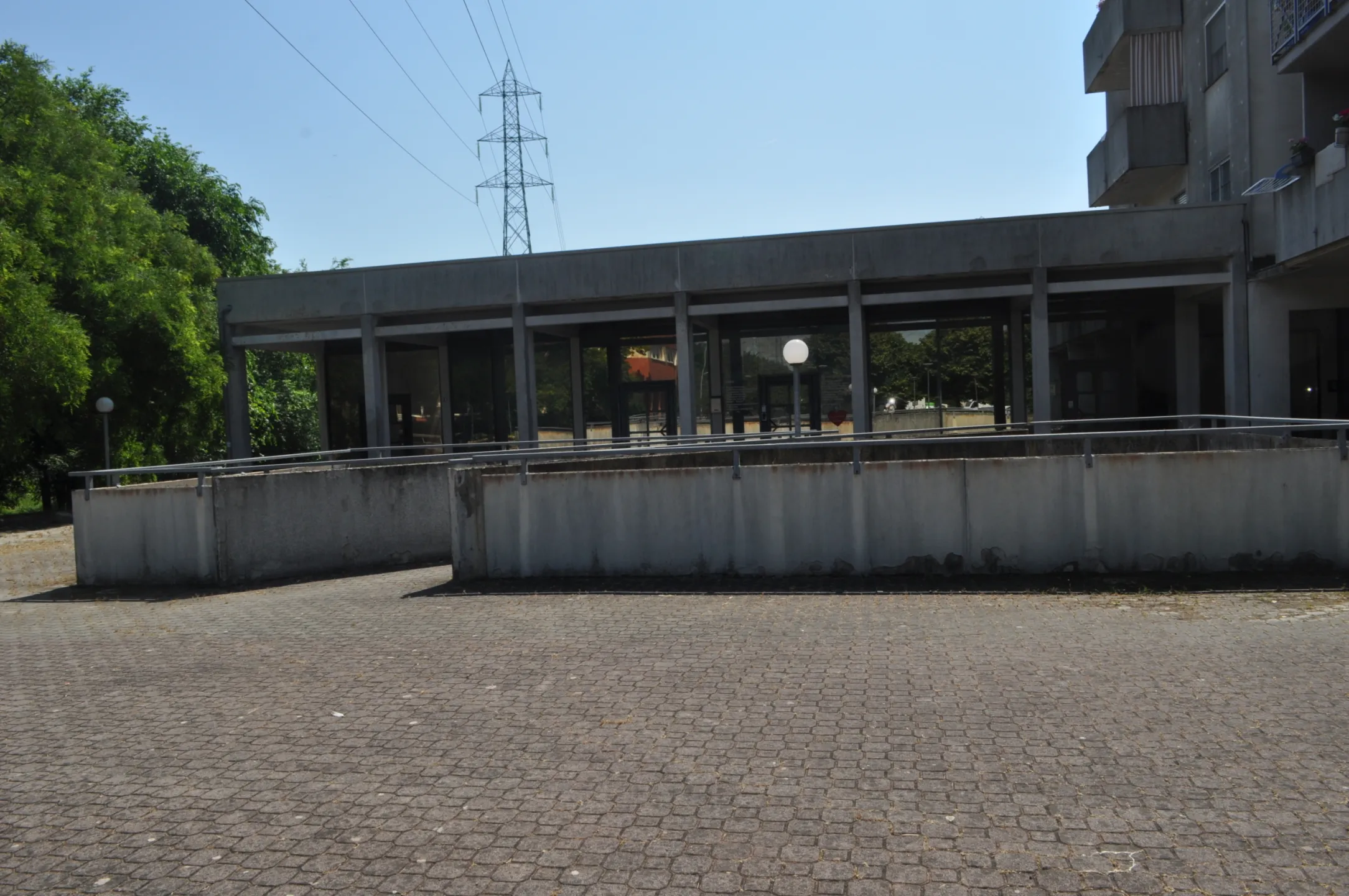 Immagine per Locale commerciale in vendita a Parma piazza Caduti Di Superga