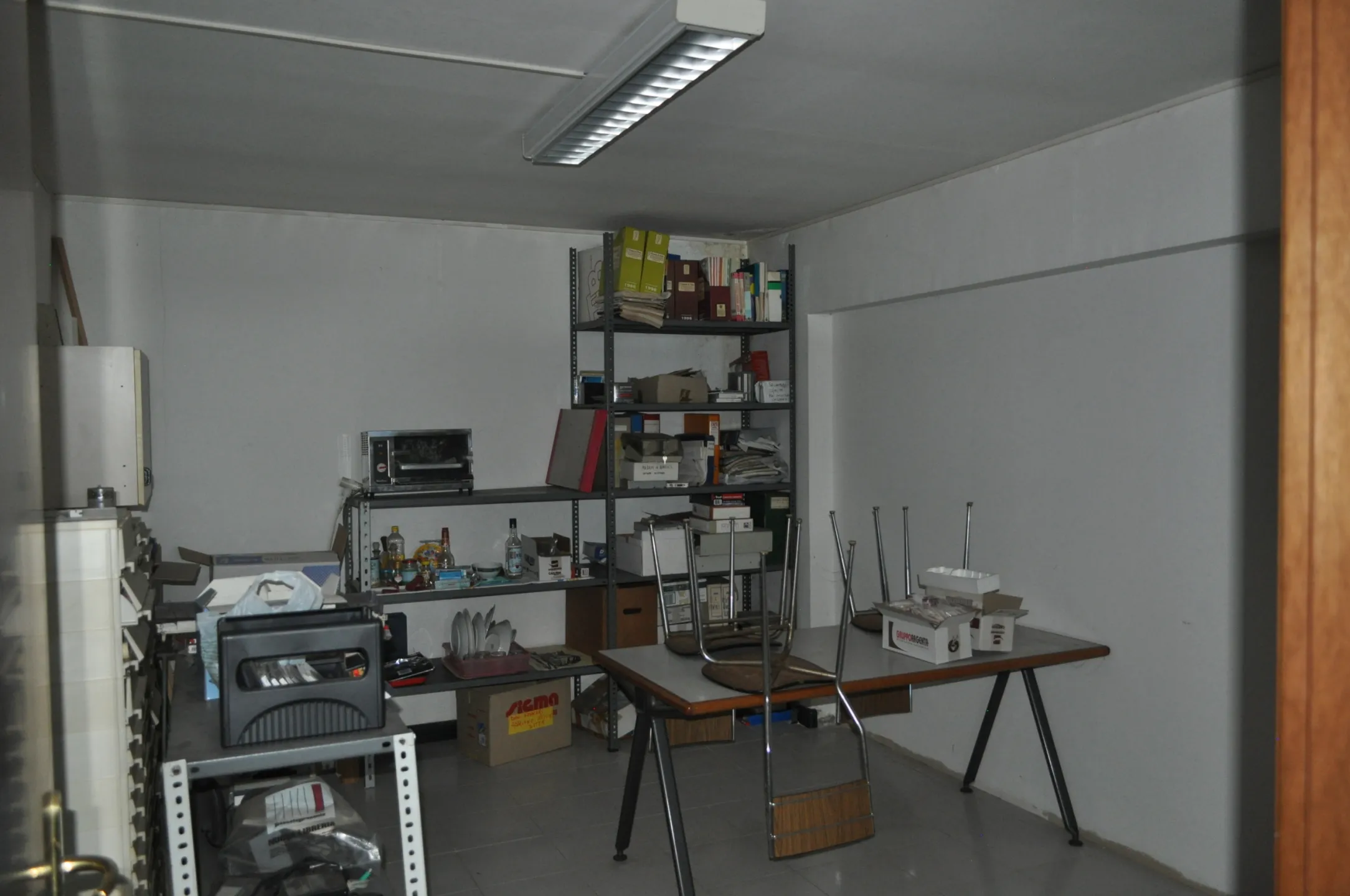 Immagine per Locale commerciale in vendita a Parma piazza Caduti Di Superga