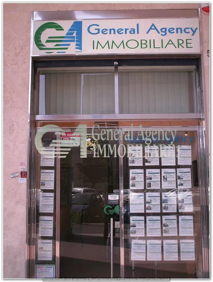 Immagine per Locale commerciale in vendita a Roma via Pietro Bonfante 50