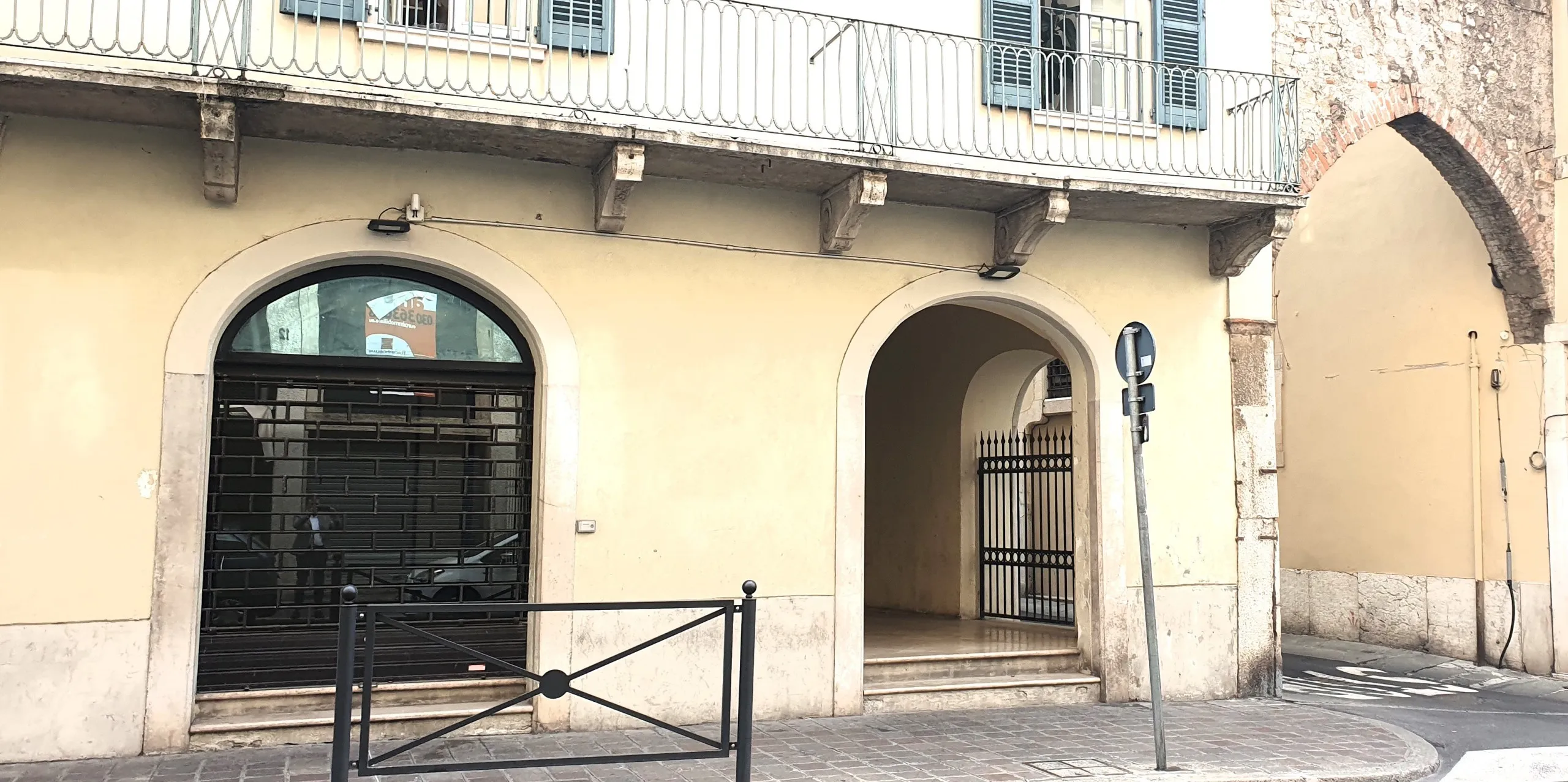 Immagine per Locale commerciale in affitto a Brescia