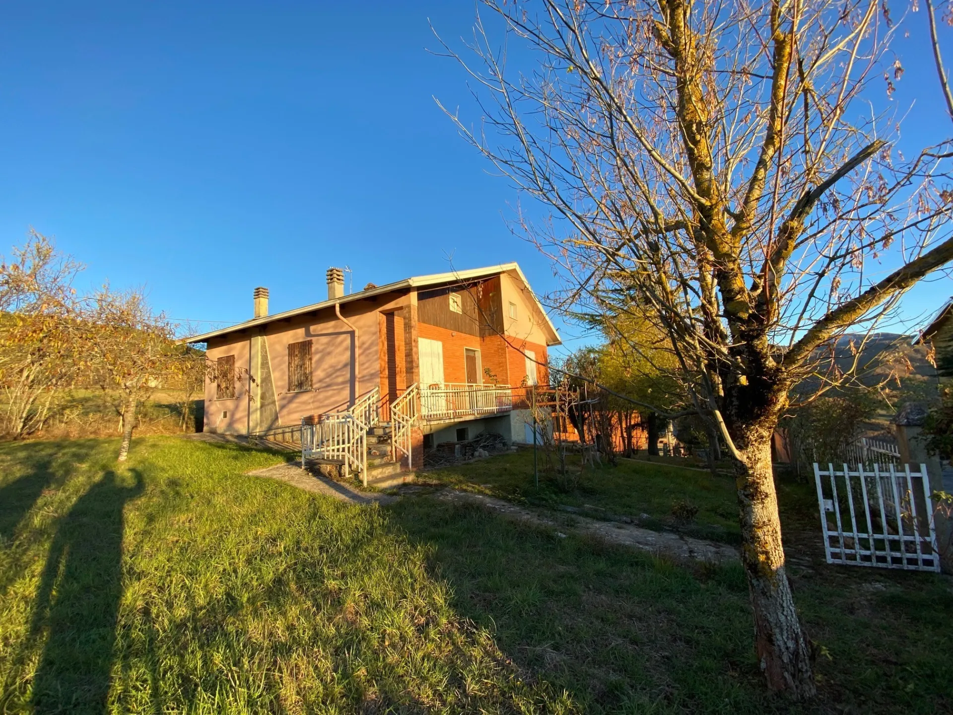 Immagine per Villa in vendita a Terenzo via Cassio