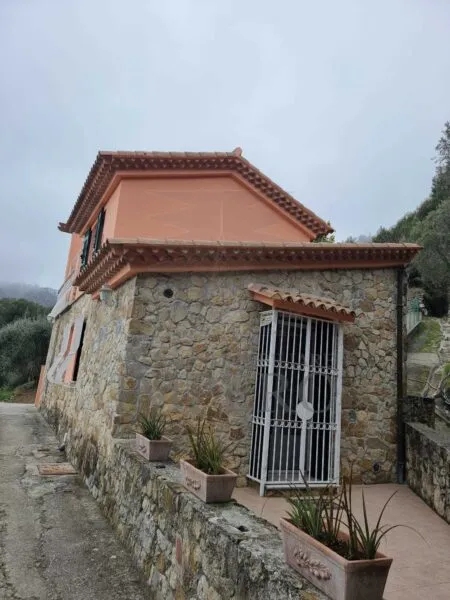 Villa Trifamiliare via Delle Otto Case 216, Ventimiglia