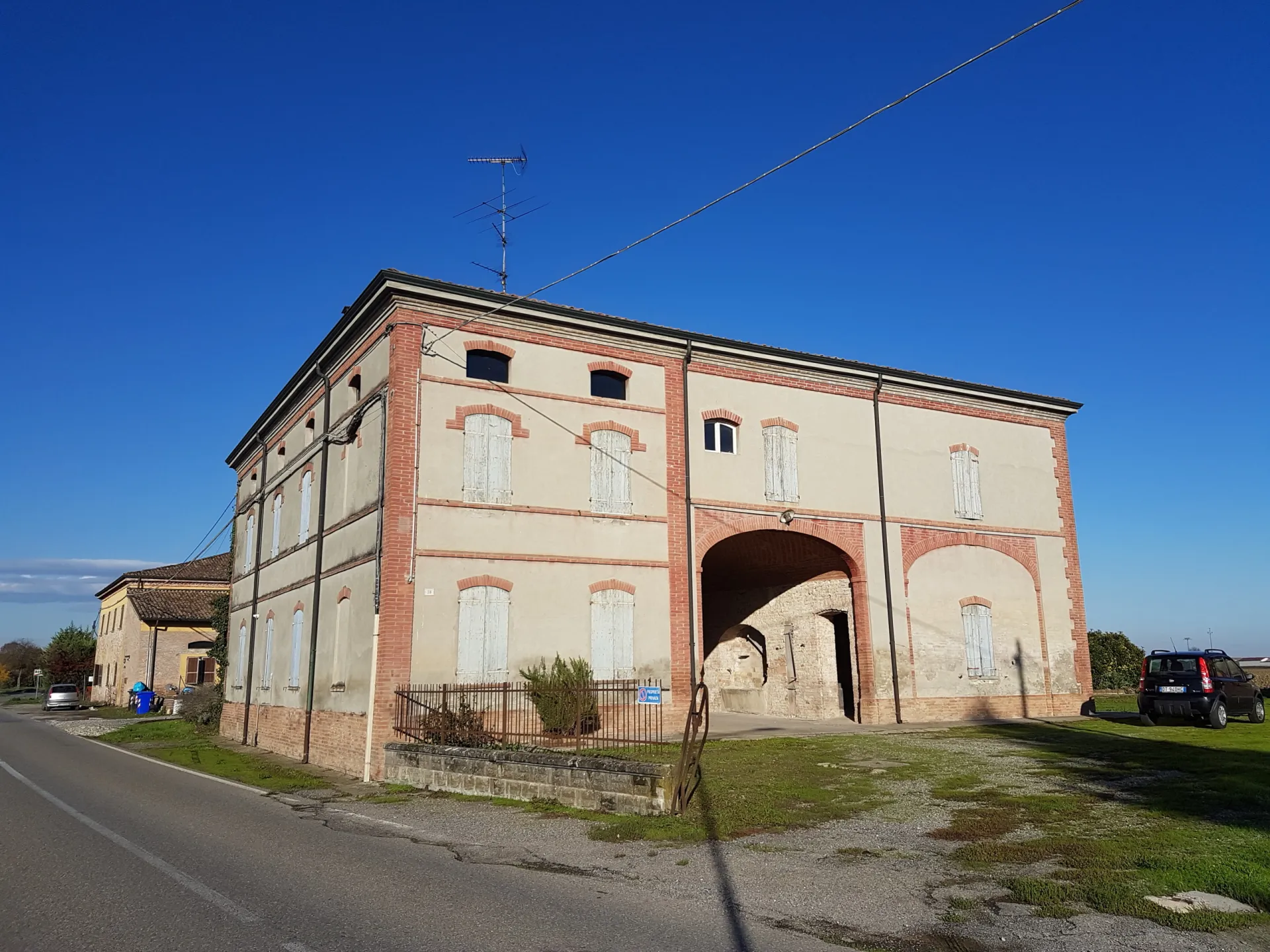 Immagine per Rustico in vendita a Sissa Trecasali via Frazione Borgonovo 62