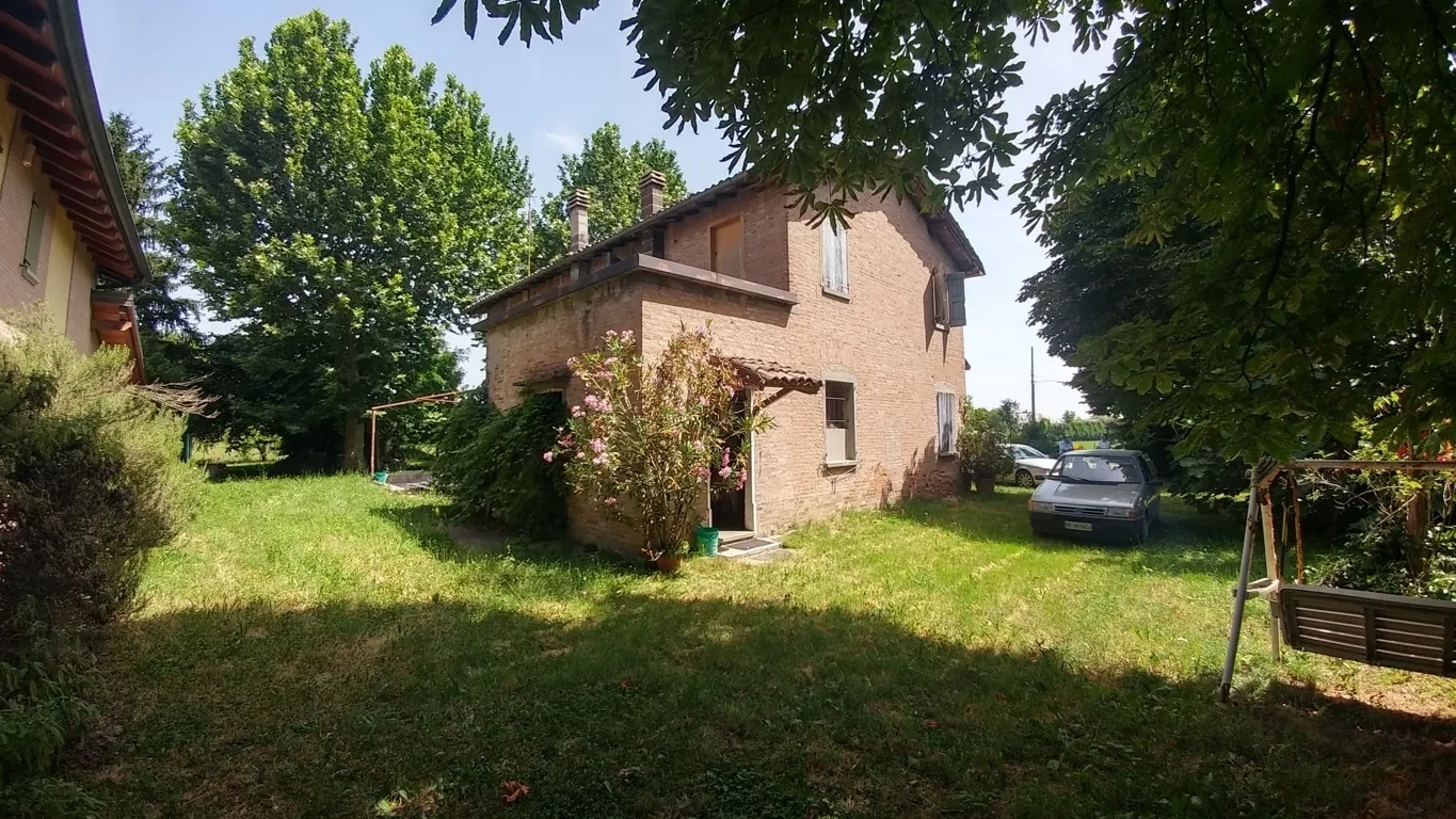 Immagine per Rustico in vendita a Modena via Jacopo Da Porto Sud 232
