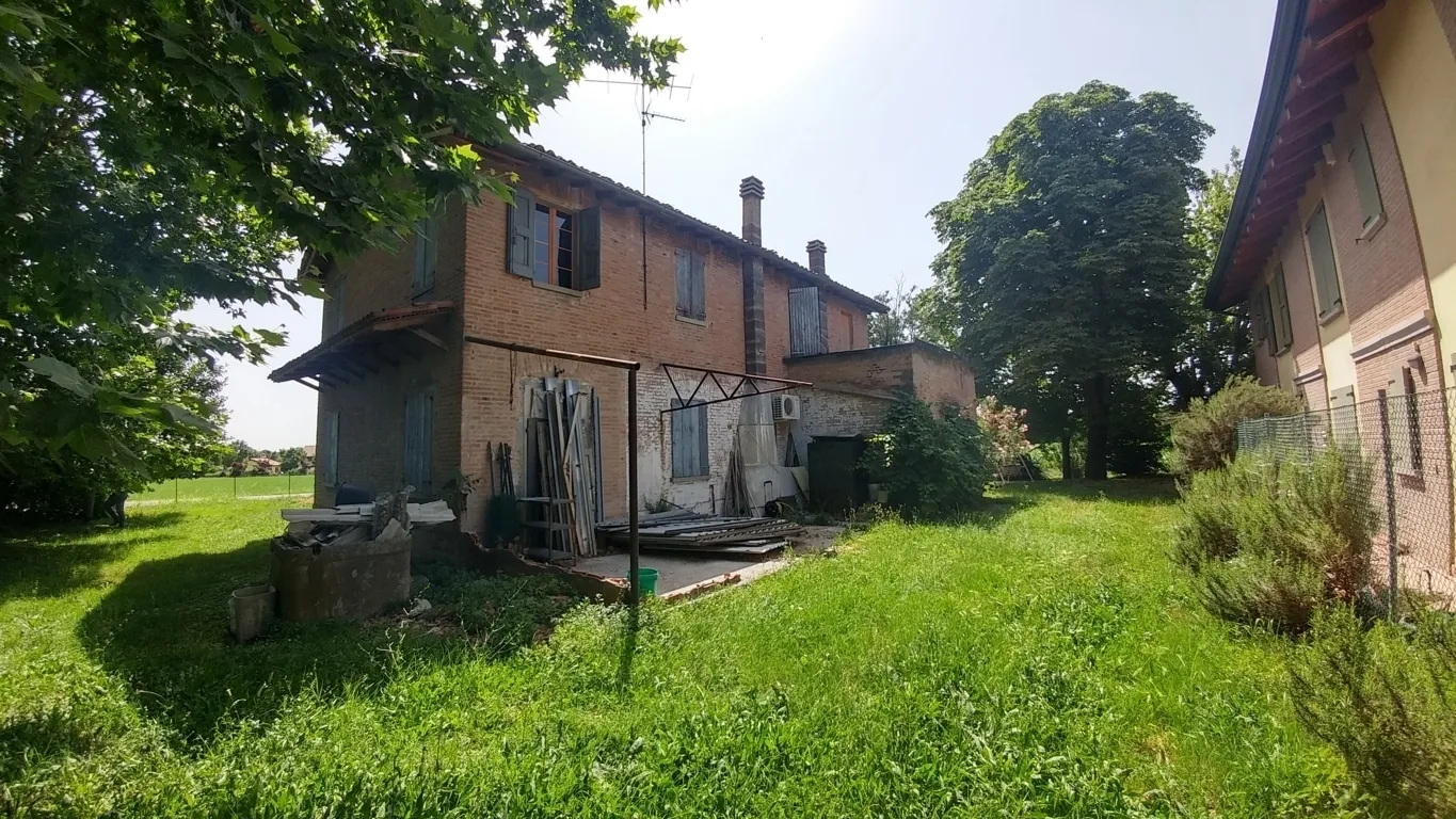 Immagine per Rustico in vendita a Modena via Jacopo Da Porto Sud 232