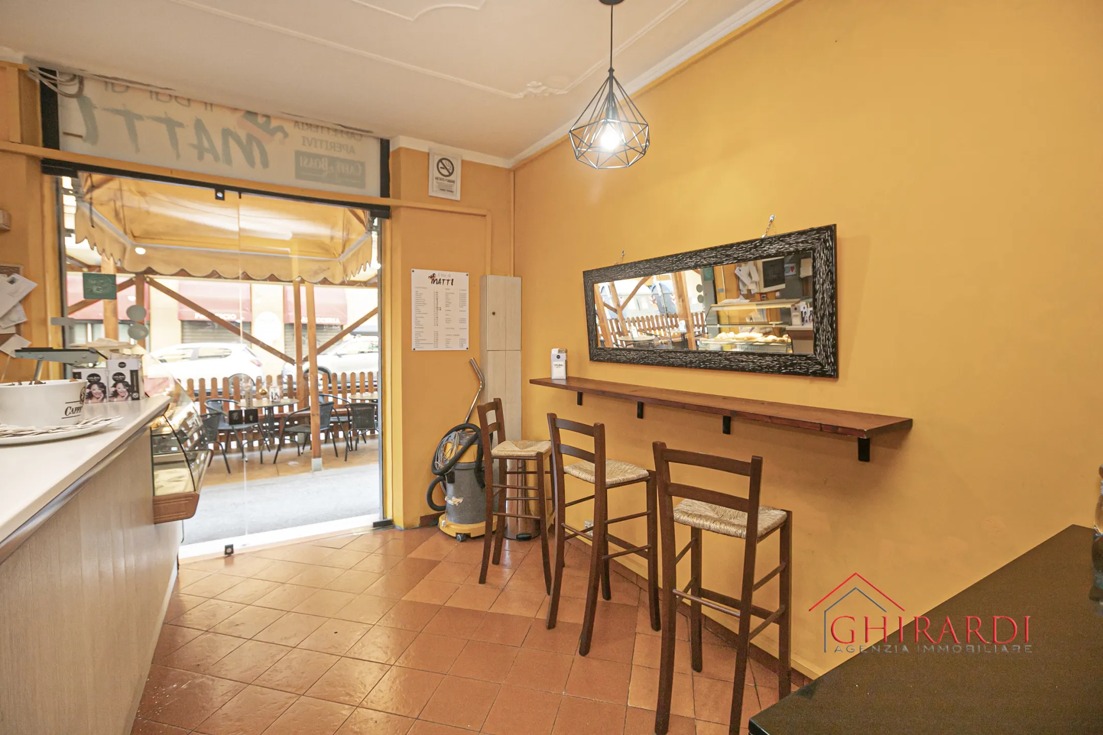 Immagine per Bar in vendita a Genova via Pietro Toselli 46r