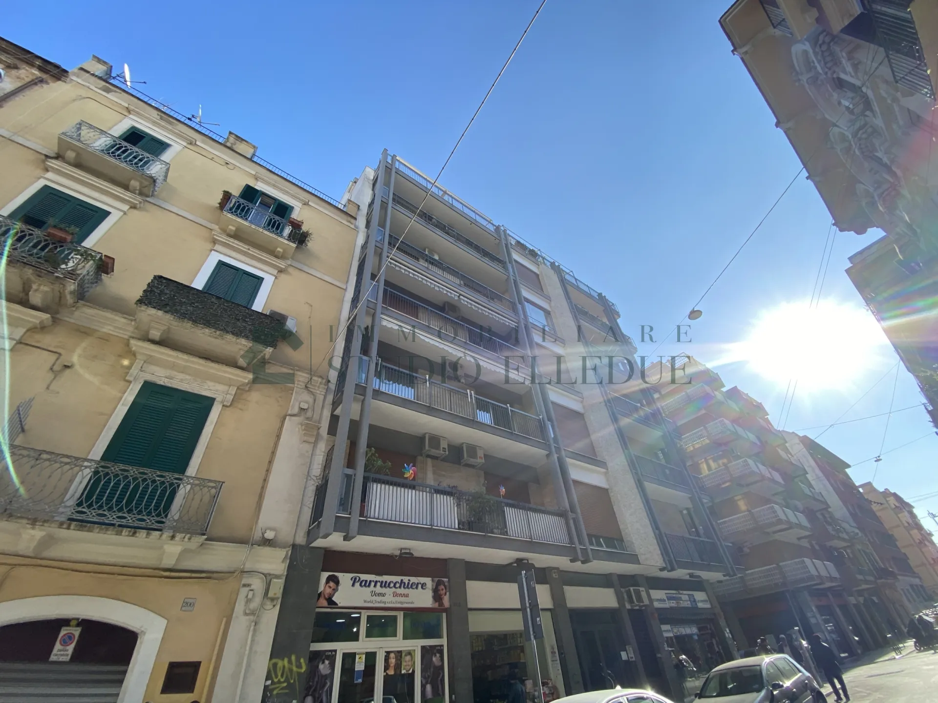 Immagine per Locale commerciale in vendita a Bari via Sagarriga Visconti 202