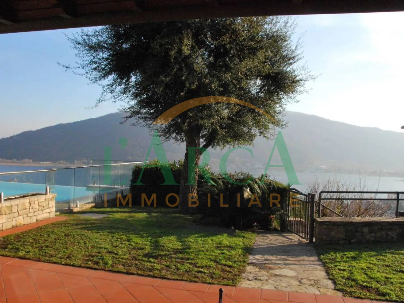 Immagine per Villa in vendita a Sarnico via Caverniga