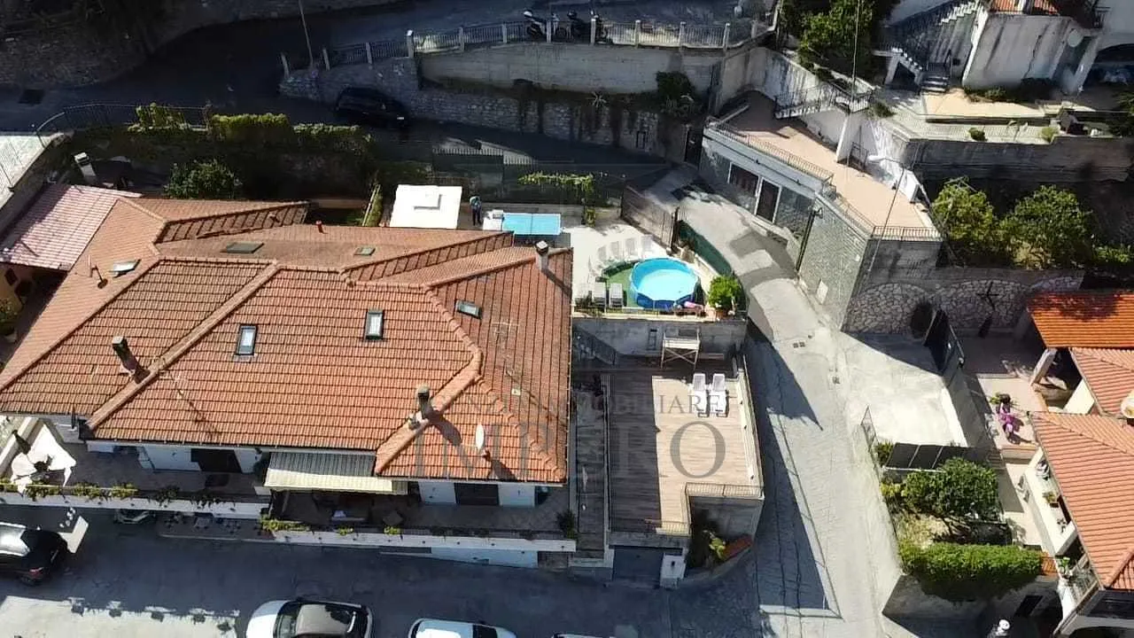 Immagine per Porzione di casa in vendita a Camporosso via Piave