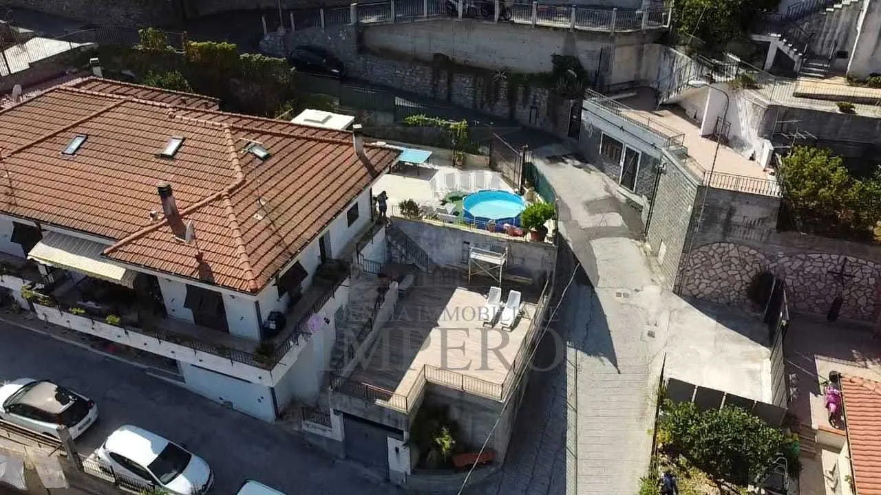 Immagine per Porzione di casa in vendita a Camporosso via Piave
